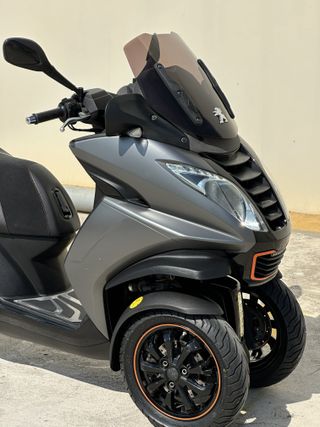 Peugeot Metropolis 400 2016