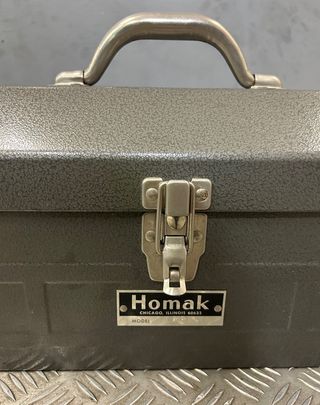 Caja de herramientas metálica Vintage Homak 819