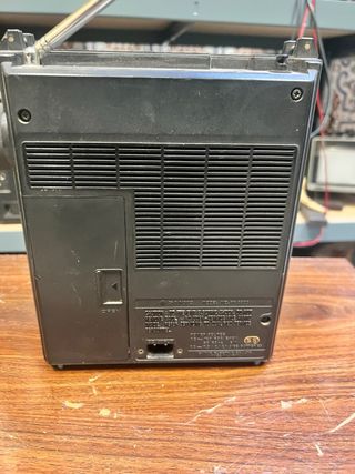 Radio Sanyo RP 8300 4 Bandas