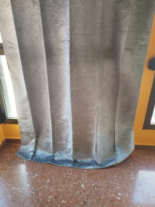 Cortina terciopelo gris