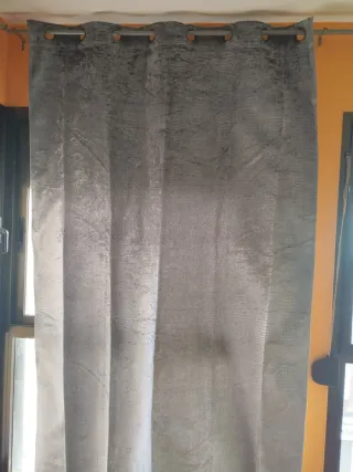 Cortina terciopelo gris