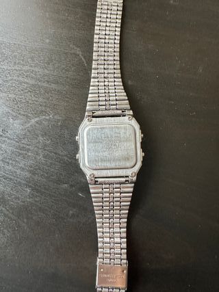 Reloj Casio WorldTime Plateado