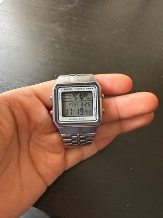 Reloj Casio WorldTime Plateado