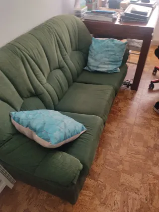 Sofá de pana verde 3 plazas