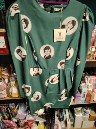 Jersey Negro con Cerezas Talla Única