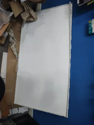 TV Samsung UE55RU7025 para piezas.