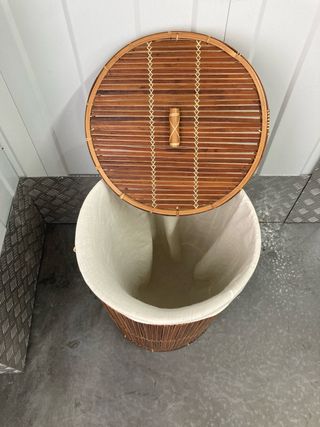 Cesta bambú y tela con tapa