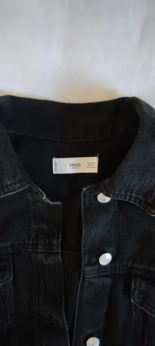 Chaqueta vaquera Mango negra Talla S