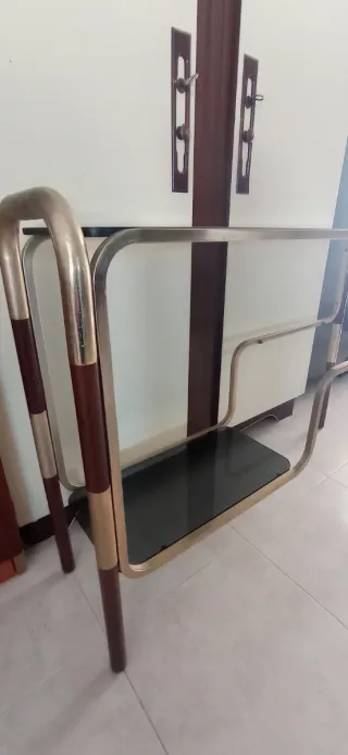 Estante/aparador vintage cristal y metal