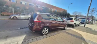 Renault Grand Scenic 2012