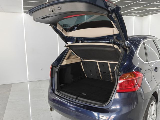 BMW Serie 2 214d Active Tourer con Pocos KM!
