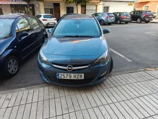 Opel Astra 2014