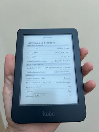 Kobo Clara 2E com caixa