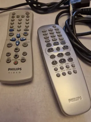 Philips Reproductor VHS + DVD con Disco Duro