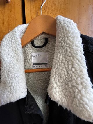 Cazadora vaquera negra Bershka T M