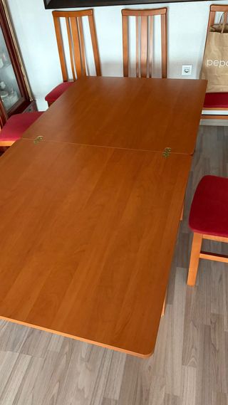 Mesa comedor extensible y 6 sillas madera