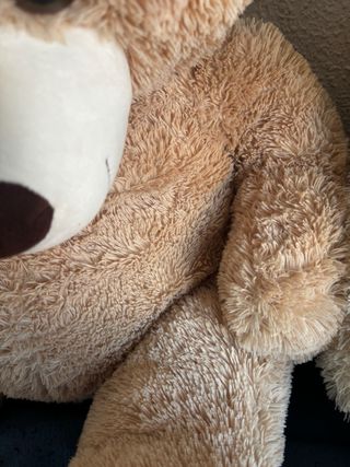 Oso de peluche grande marrón y blanco