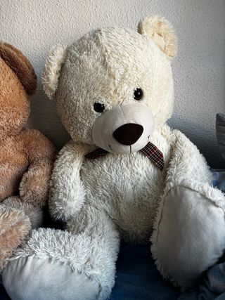 Oso de peluche grande marrón y blanco