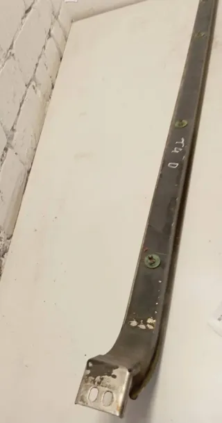 Guía inferior Wolkswagen T4 Puerta Corredera