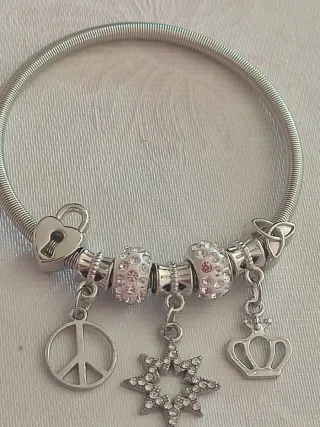 Pulsera estilo pandora con dijes