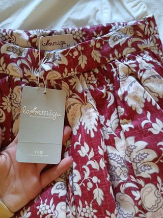 Falda y camiseta "Lahormiga" T8