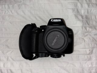 Kit Canon EOS 1300D Negra