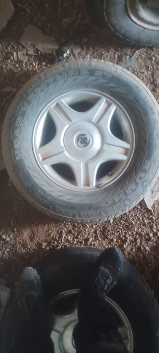 Llantas SsangYong Kyron R16