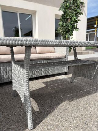 Conjunto de sofá y mesa de jardín