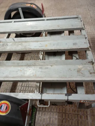 Alquiler Remolque 3 Motos Cobano 750kg Rampa.