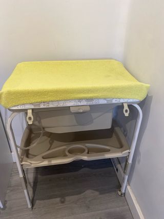 Cambiador bañera bebé flip