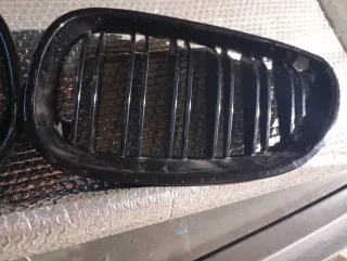 Riñones BMW E60 Negro Brillante