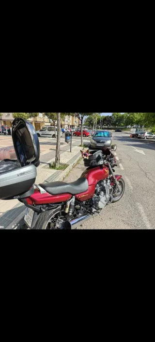 Honda CB 750 Seven Fifty