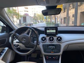 Mercedes-Benz GLA 2015