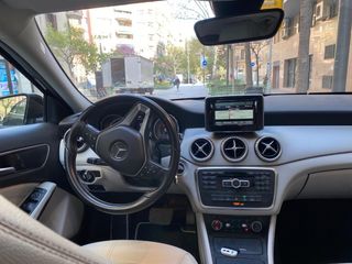 Mercedes-Benz GLA 2015