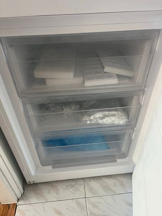 Nevera blanca en buen estado