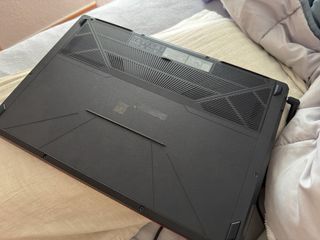 Portátil Asus Gaming FX504G Negro y Rojo