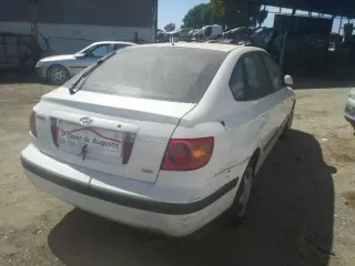 Hyundai Elantra Blanco