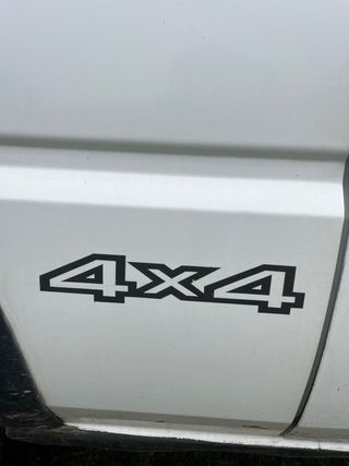 Nissan Terrano II 2002