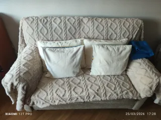 Sofá de 2 plazas beige