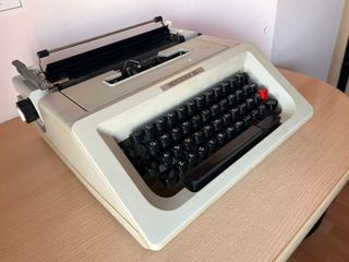 Máquina de escribir Elsa 1246 vintage – Ex Mercede