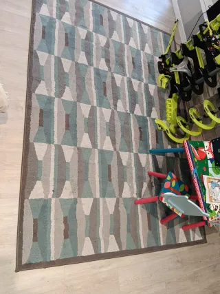 Alfombra de salón gris y azul