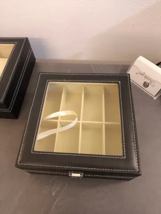 Scatola porta orologi con 12 scomparti