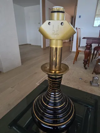 Lámpara BD LUMICA Años 70 Negra y Dorada