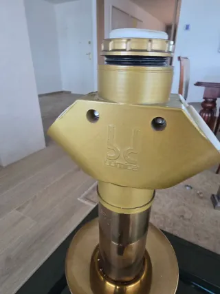 Lámpara BD LUMICA Años 70 Negra y Dorada