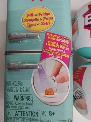 Mini Brands Nevera + 2 Bolas ZURU