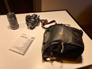 Canon EOS R50 con 2 lentes y factura