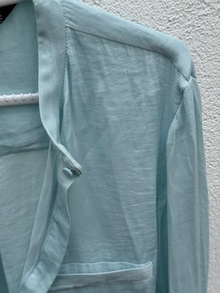 Blusa Zara Talla S/36 turquesa