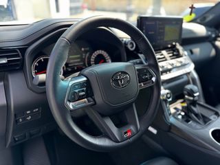 Toyota Land Cruiser 300 3.3 diesel