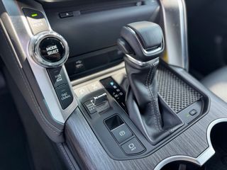 Toyota Land Cruiser 300 3.3 diesel