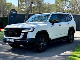 Toyota Land Cruiser 300 3.3 diesel